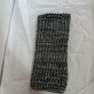 Rebecca Minkoff Black and White Knit fingerless one hand habd warmer EUC